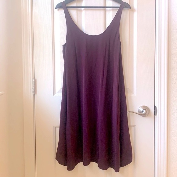 Aritzia Wilfred Lazare crochet 100% Silk relaxed Dress in Burgundy Small - Picture 8 of 8